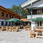 Und Landgasthof Zachschuster Gaissach