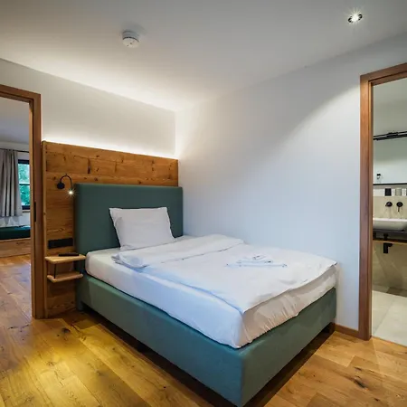 Hotel Und Landgasthof Zachschuster