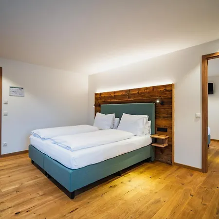 Und Landgasthof Zachschuster Otel *