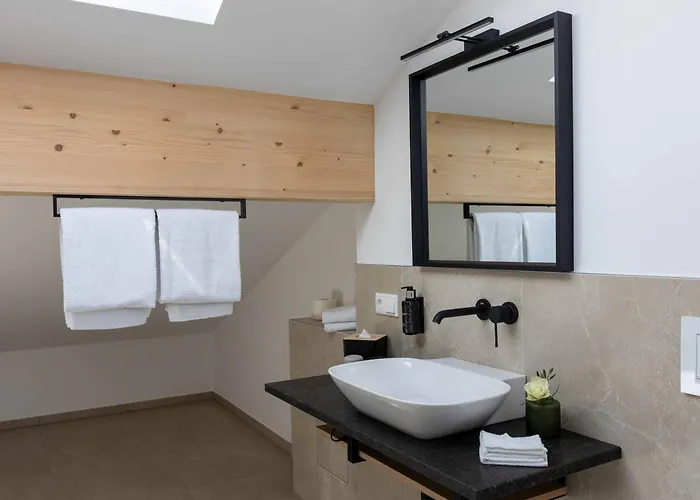 Und Landgasthof Zachschuster Hotel Gaissach